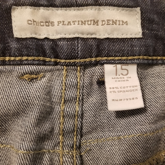 Chico's Platinum Denim Women's Jeans Size 15 - Picture 6 of 7